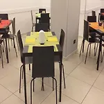 Hotel Lux Módena