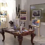 Hotel Lux 3*