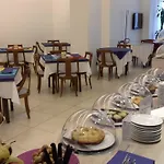 Lux Hotel 3*