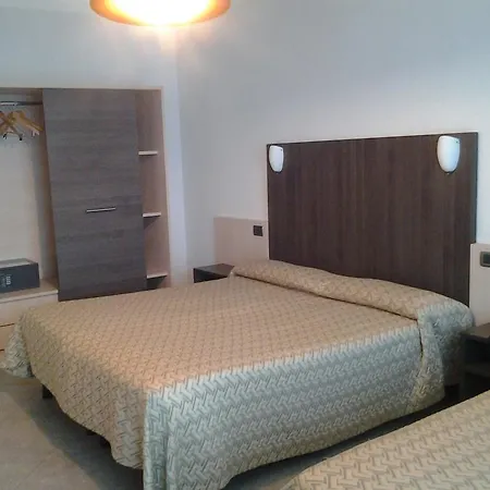 Szálloda Lux 3*