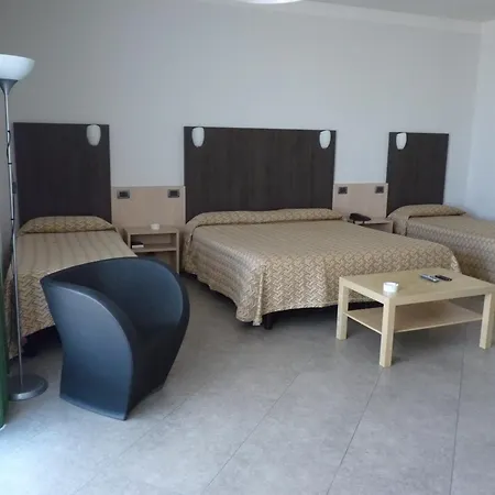 Lux 3*