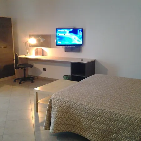Lux Hotel 3*