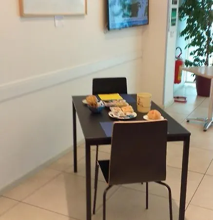 Lux 3*